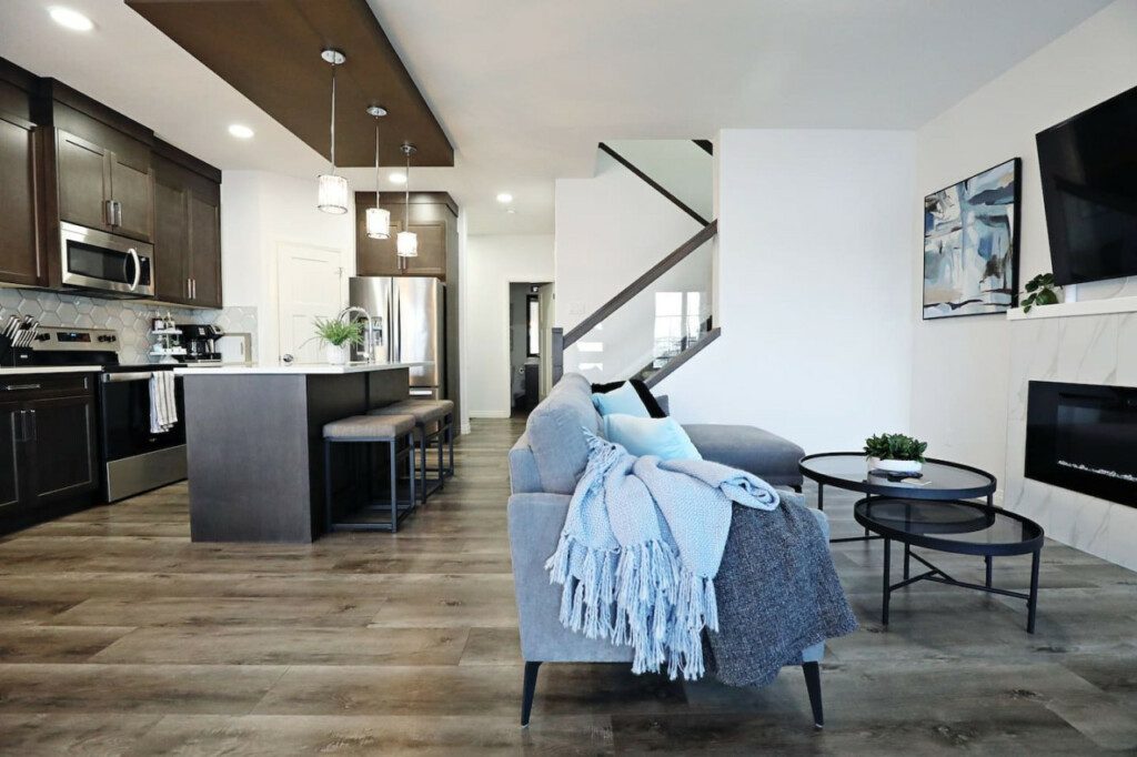 92130 238411 LMKElJ0lvWC7YxYIkqvawj21MLYk du0Y0dtyH5ETQU 65c12a9acf92c.jpg