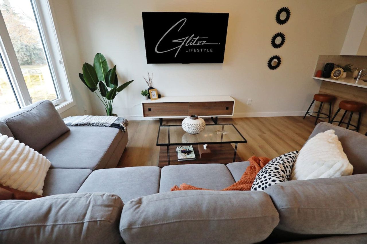 92130 238397 eF7Fa BAkraA8QuauVXOilb qXJ CjRjTb0BFAlE Po 65c12da33ed0c.jpg