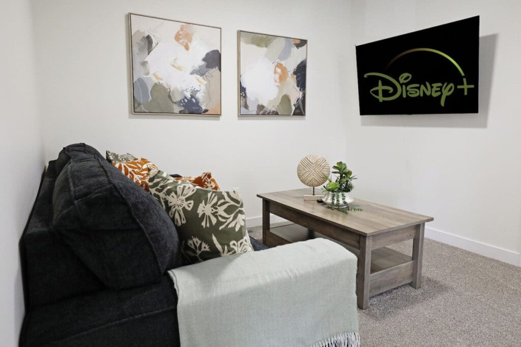 92130 275581 N qLCn2z6jb32xFHXiLOT4uheS73X2ywUZ8C8I R0OI 6652603fc64ae.jpg